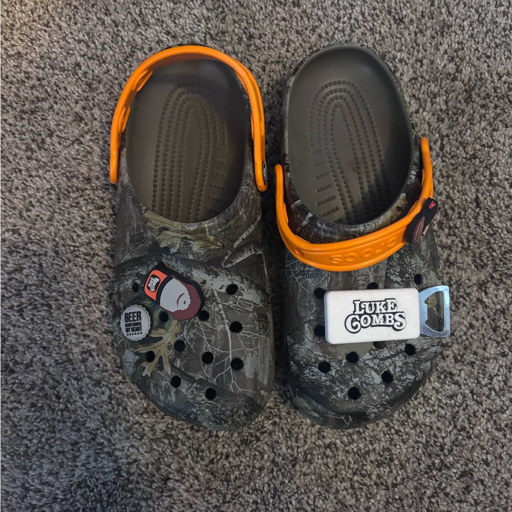 Realtree Luke Combs Crocs